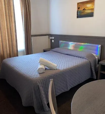 Aero Hotel