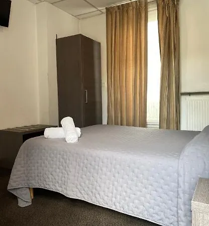 Hotel Aero Issy-les-Moulineaux