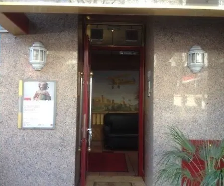 Hotel Aero *