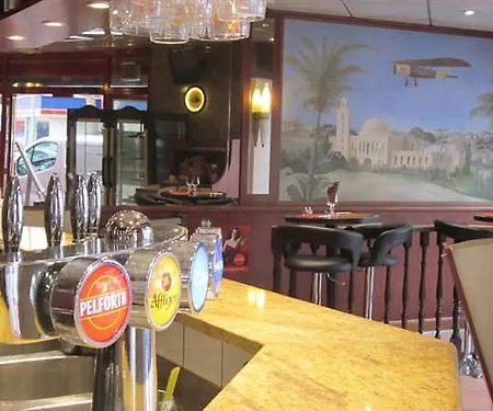 Hotel Aero Issy-les-Moulineaux